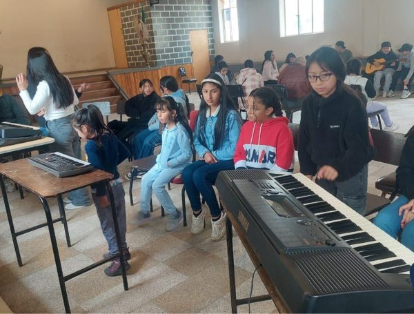 CLASES PRÁCTICAS DE MÚSICA PARA LA PARROQUIA SOLANO 2025