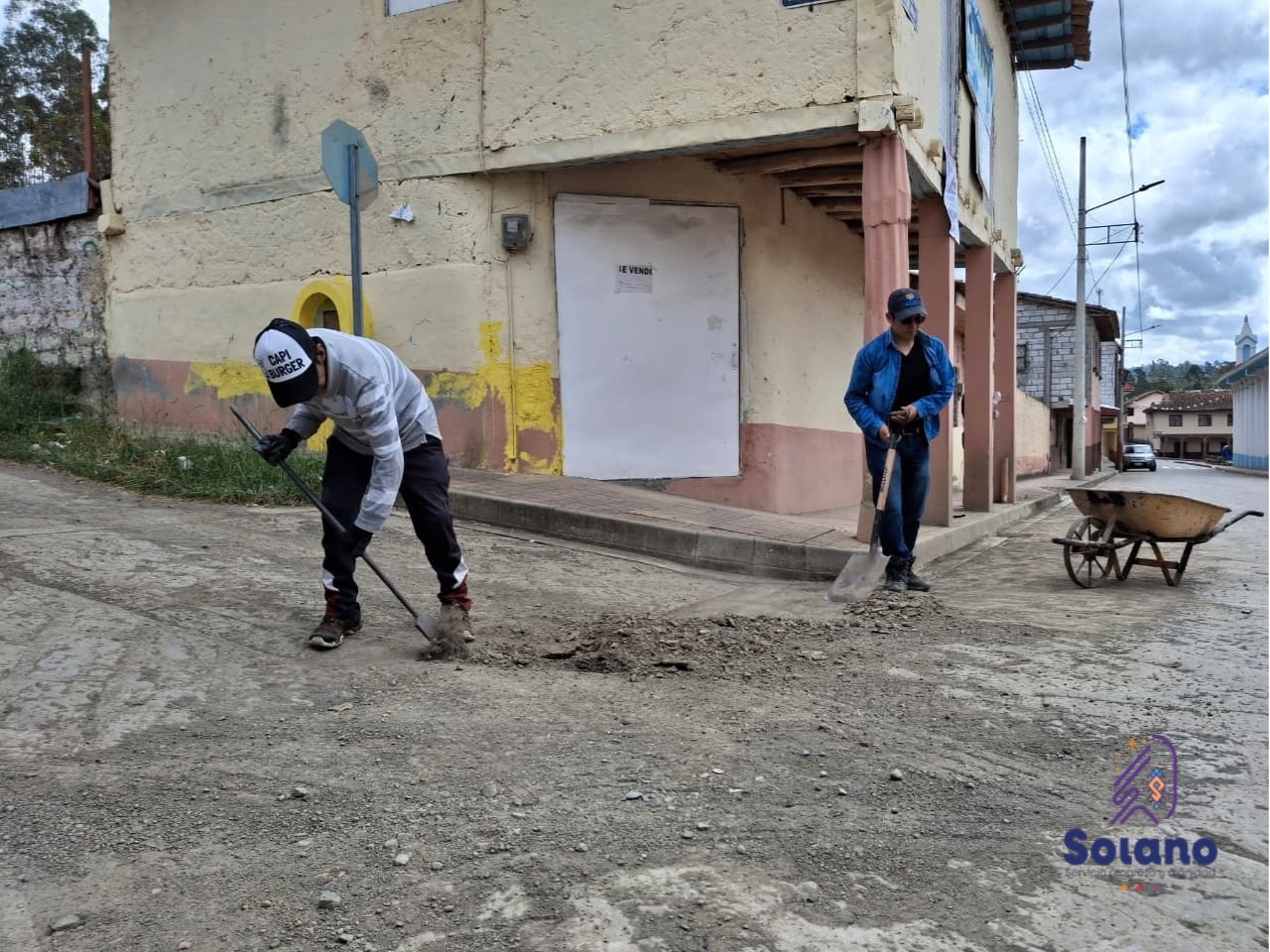 MINGA EN EL CENTRO PARROQUIAL DE SOLANO