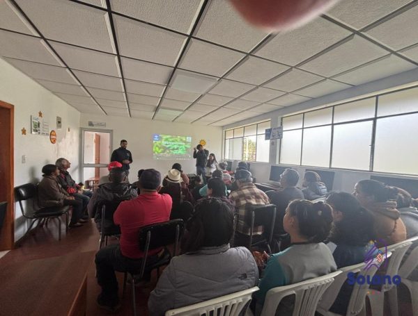 TALLER DE BIOPLAGUICIDAS EN SOLANO